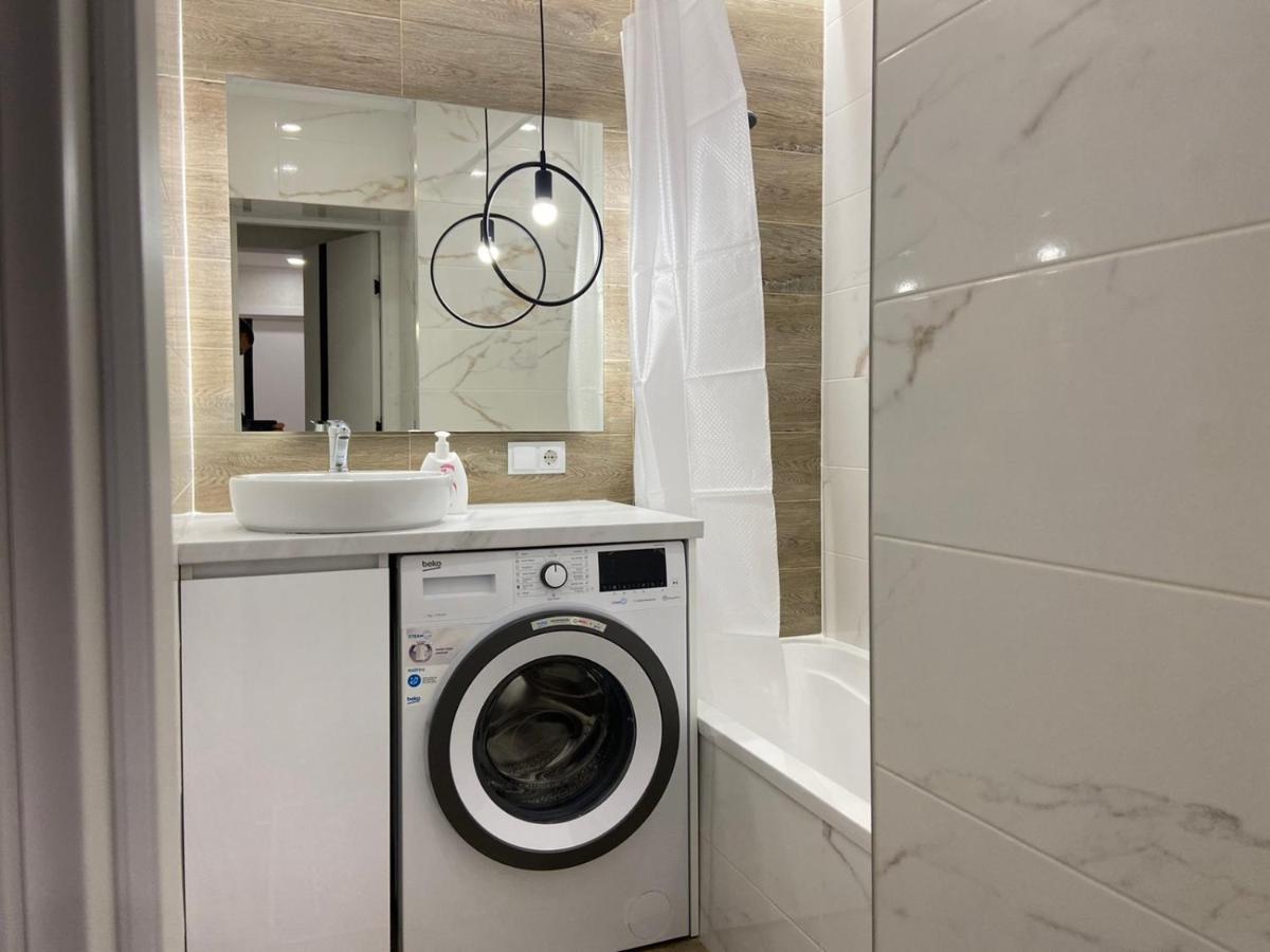 Apartment Sweethome Riscani *